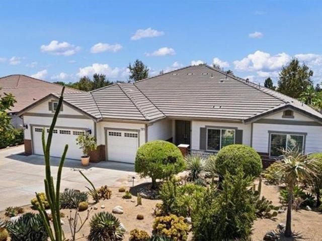House for sale in Upland, San Bernardino County