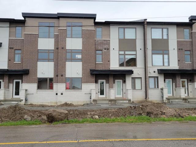 Townhouse for sale in Woburn, Ontario