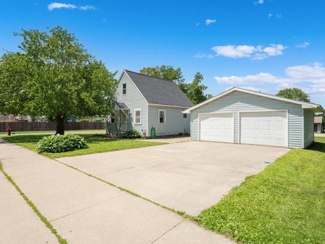 House for sale in Plainview, Minnesota