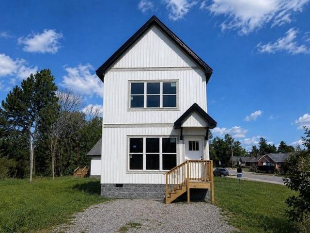 House for sale in Guthrie, Todd County