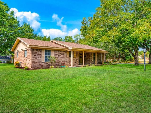House for sale in Paris, Lamar County