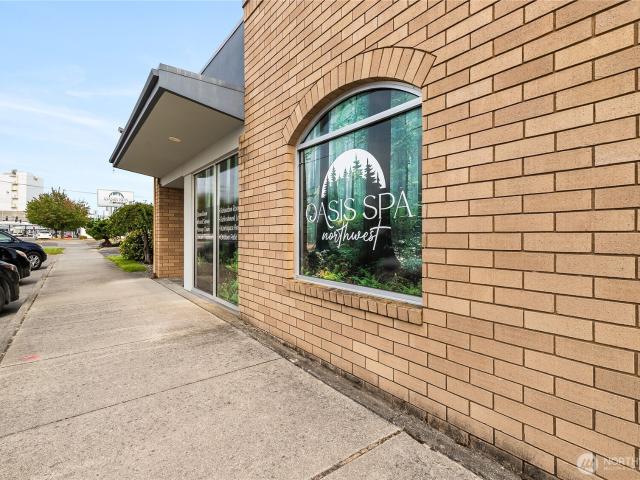 Commercial for sale in Lynden, Washington