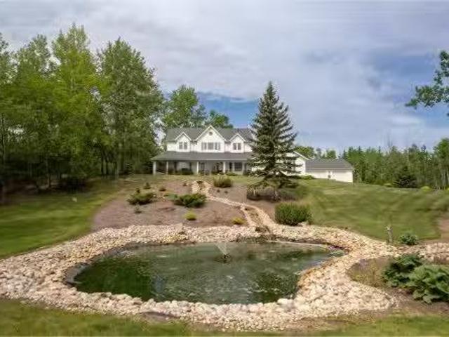 House for sale in Alberta