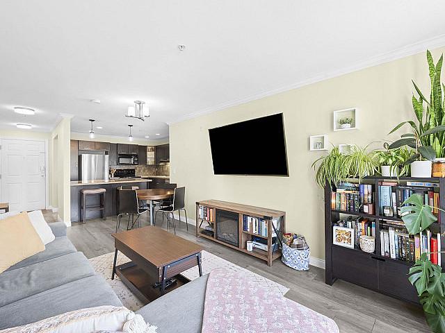 Condo for sale in Surrey, British Columbia