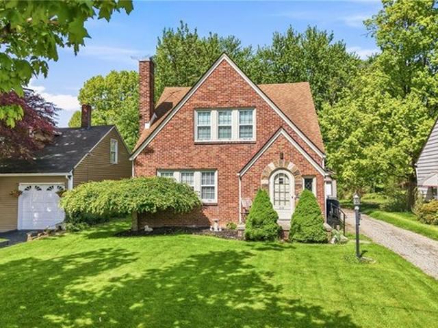 House for sale in Hubbard, Ohio