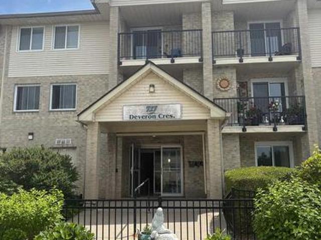 Condo for sale in Pond Mills, London