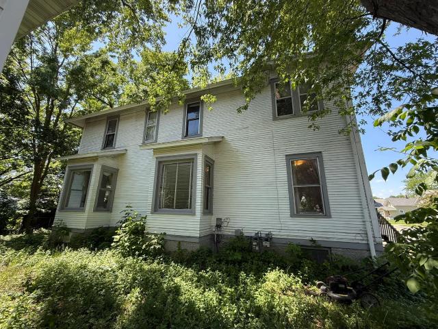 House for sale in Waseca, Minnesota