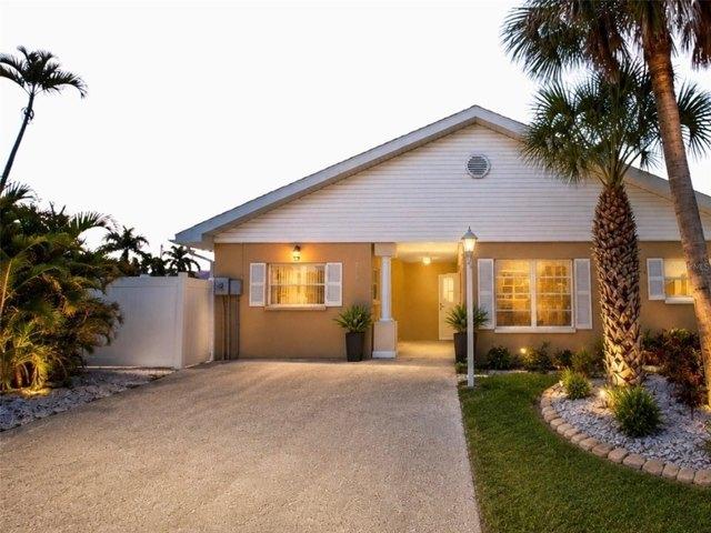 House for sale in Holmes Beach, Florida