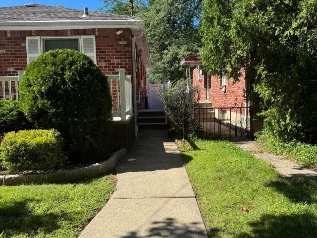 House for sale in Staten Island, New York