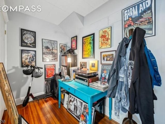 House for sale in Glen Ridge