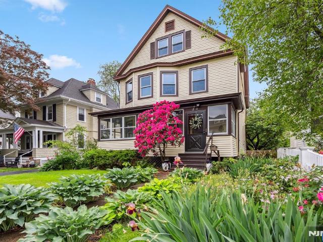 House for sale in Glen Ridge