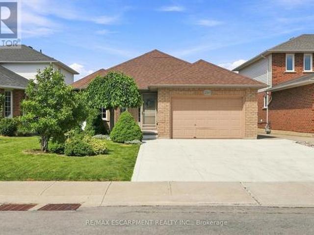 House for sale in Ancaster, Ontario