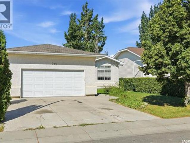 House for sale in Saskatoon, Saskatchewan