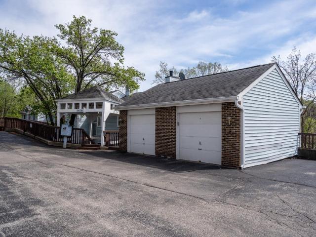 Condo for sale in Campbell, Kentucky