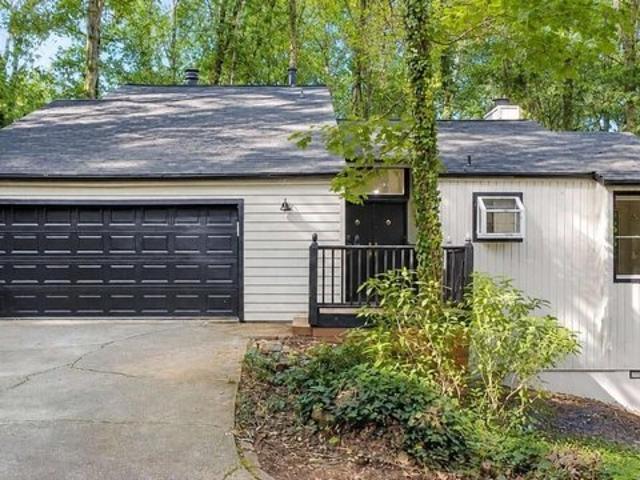 House for sale in Roswell, Georgia