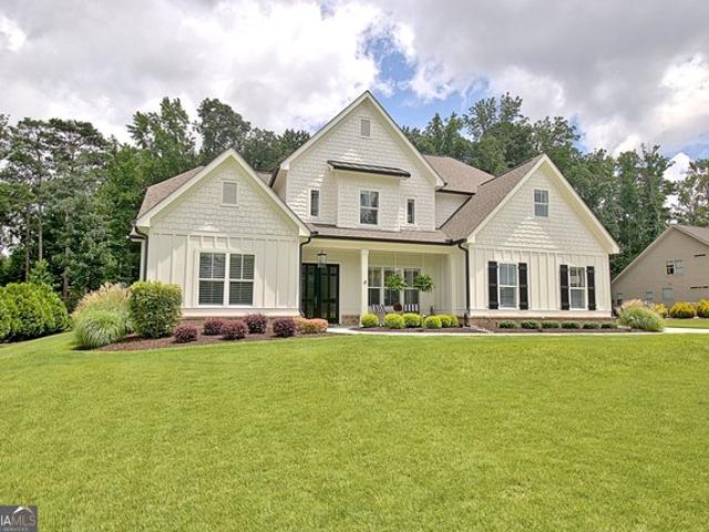 House for sale in Tyrone, Georgia