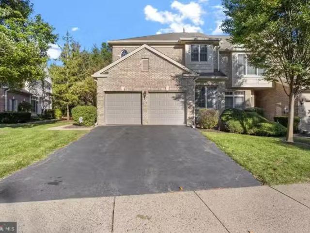 Condo for rent in Princeton
