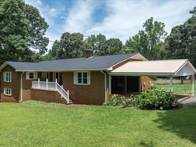 House for sale in Tignall, Georgia