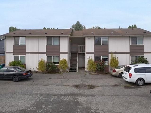 House for sale in Pacific, King County