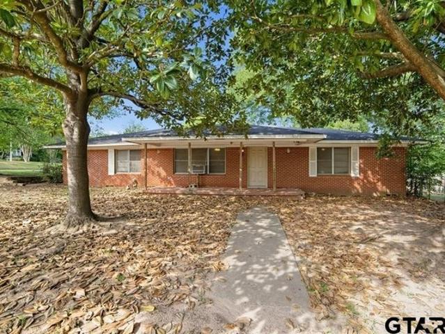 House for sale in Winona, Smith County
