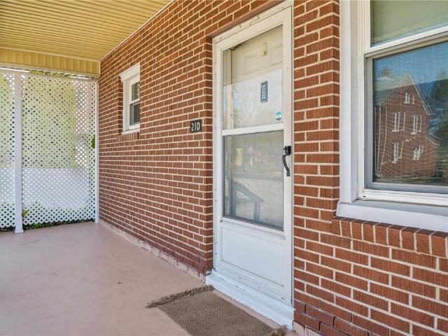 House for sale in New Alexandria, Pennsylvania