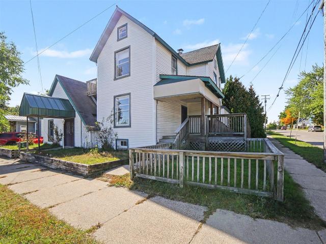 House for sale in Northside, Manistee