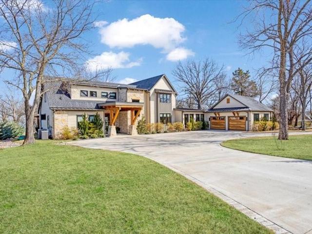 House for sale in Pottsboro, Texas