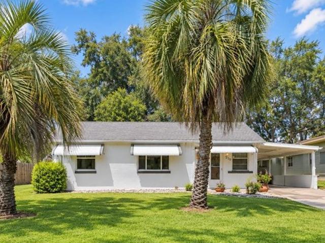 House for sale in DeBary, Volusia County