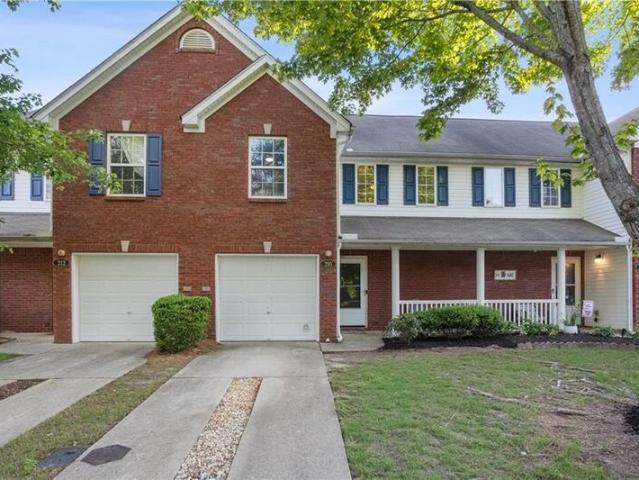 Townhouse for sale in Canton