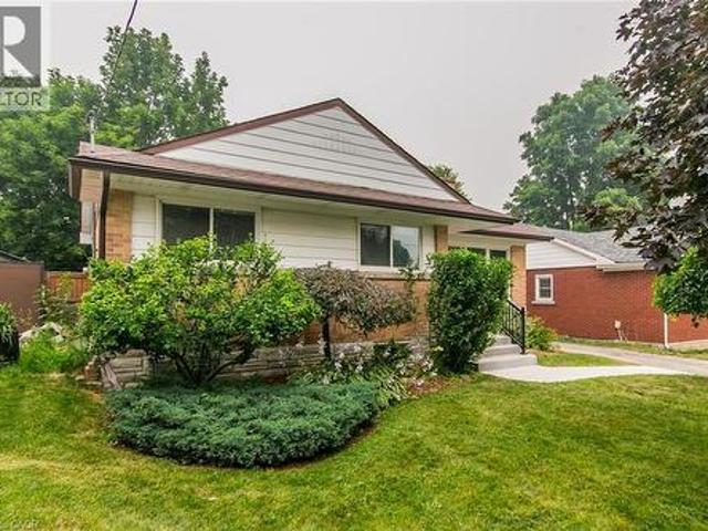 House for sale in Waterloo, Ontario