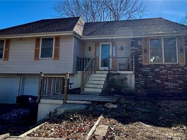 House for sale in Cameron, Missouri