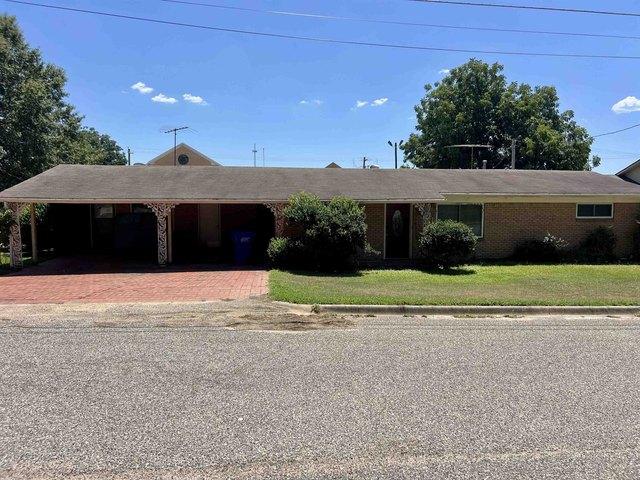 House for sale in Linden, Texas