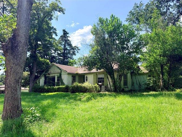House for sale in Crockett, Texas