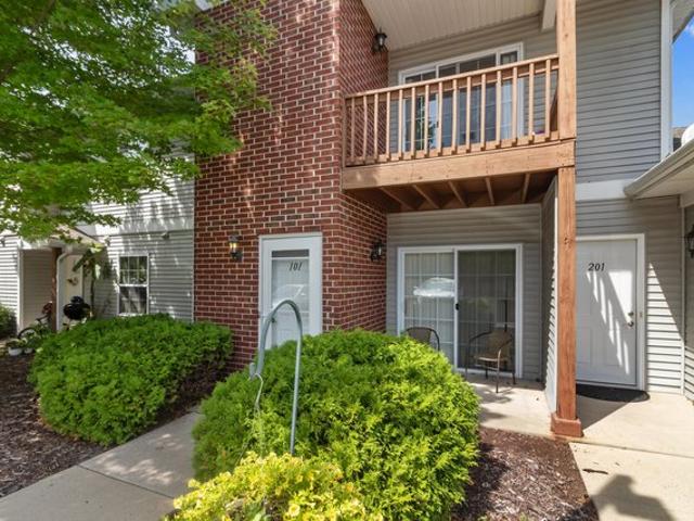 Condo for sale in Elkhorn, Wisconsin