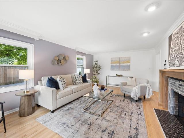 House for sale in Clarendon Hills, Illinois
