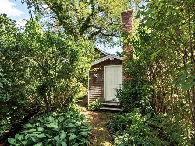 House for sale in Saunderstown, North Kingstown