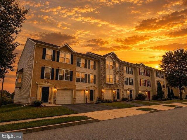 Townhouse for sale in Chester, Pennsylvania