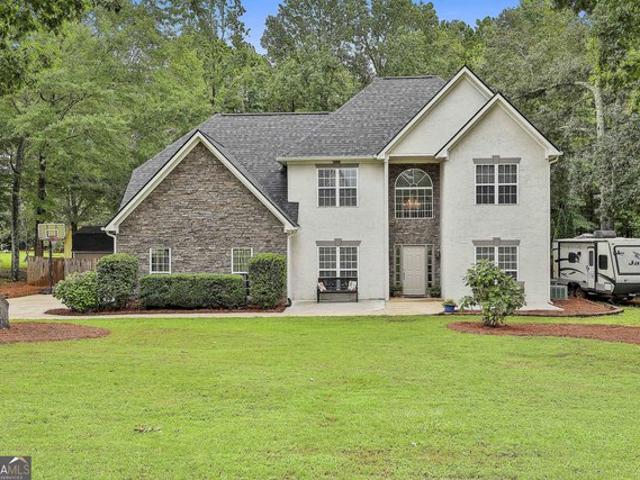 House for sale in Tyrone, Georgia
