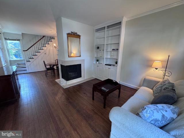 Townhouse for sale in Alexandria Townhouse for sale in Alexandria