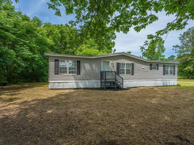 House for sale in Saint Stephen, South Carolina