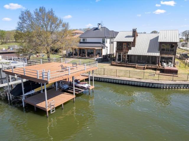 House for sale in Henderson, Texas