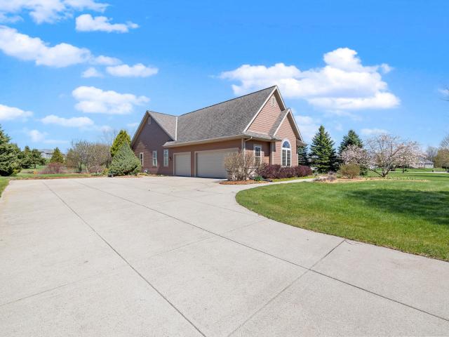 Property for sale in Slinger, Wisconsin