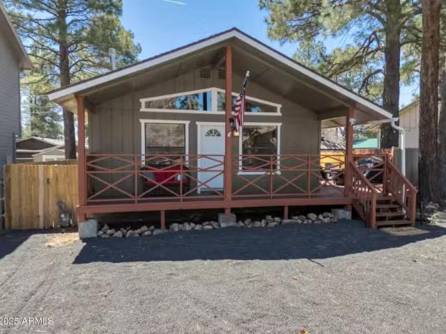 House for sale in Flagstaff