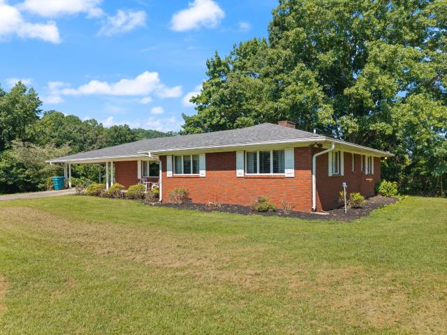 House for sale in Manchester, Kentucky