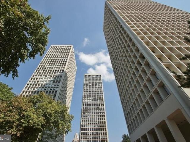 Condo for sale in Philadelphia, Pennsylvania