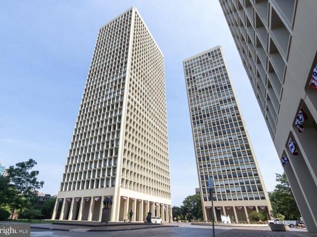 Condo for sale in Philadelphia, Pennsylvania
