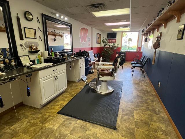 Commercial for sale in Luxemburg, Wisconsin