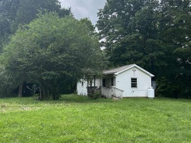 House for sale in Pembroke, Giles County