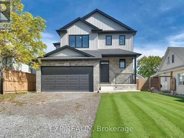 House for sale in Niagara, Ontario