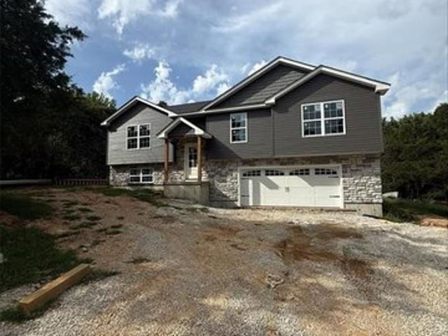 House for sale in De Soto, Missouri
